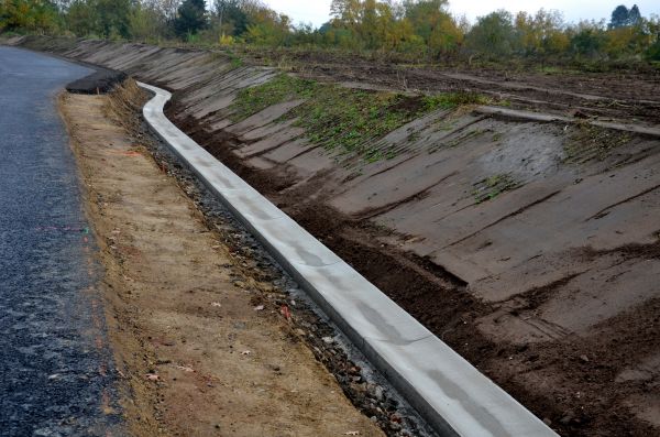 Cost of Slope Drainage Installation in Maryville